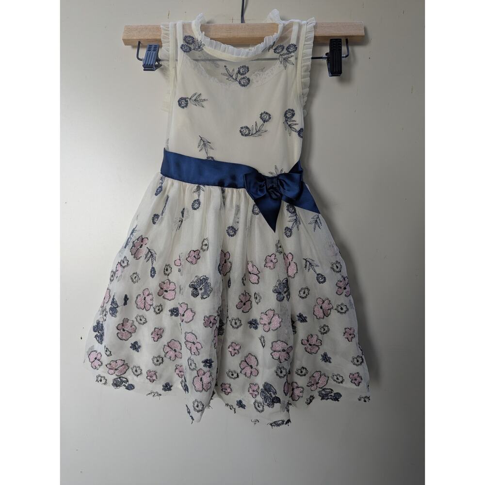 Zunie‎ Girl 'S Size 4 Dress For Special Occasions